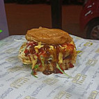 Roslan Melly Burger food
