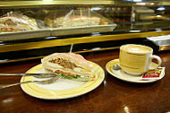 Cafe Iaela food