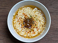 Wǔ Mǎ Měi Shí Fāng Cáng Zài Xīn Ròu Suì Miàn Yún Tūn Miàn (jia Xiang Food Court) food