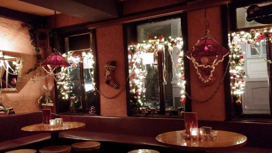 restaurant image