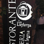 La Lanterna outside