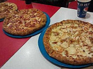 Domino's Pizza Actur food