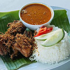 Nasi Ayam Goreng Berempah Menantu food