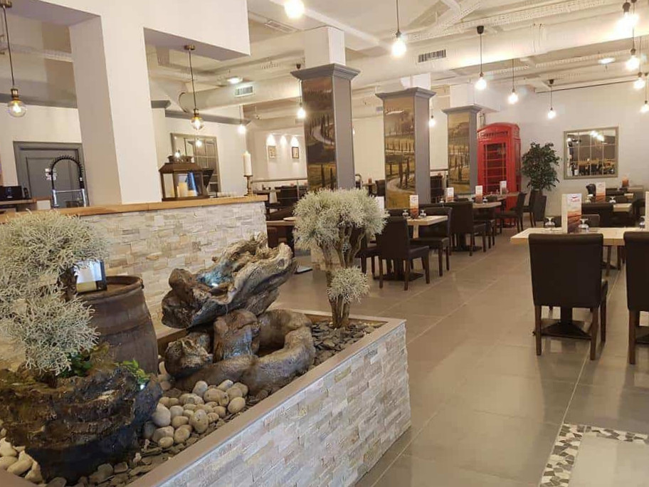 restaurant image