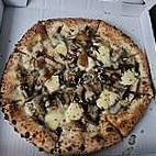 Monsterella Pizza food