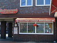 Golden China inside