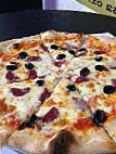 Pizzeria Peperoni food