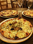 Pizzeria Estrac food
