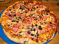 Domino's Pizza Fuengirola food