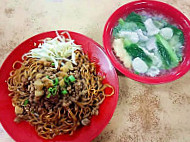 Fei Kway Food Station food