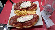 Mesón Rodríguez food