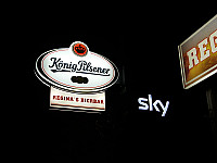 Regina`s Bierbar inside