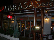 Abrasas outside