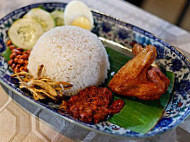 Nasi Lemak Kmie food