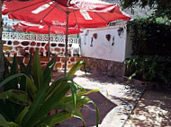 El Jardín outside