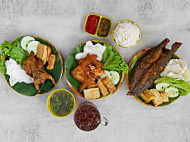 Ayam Penyet Bandung food