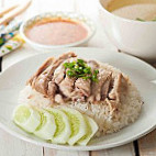 Long Kee Chicken Rice food