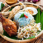 Nasi Kerabu Ore Kit0 food