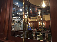 Restaurant Hermes inside