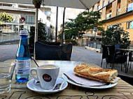 Cafe De Muralla food