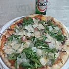 Low Cost Pizzeria food