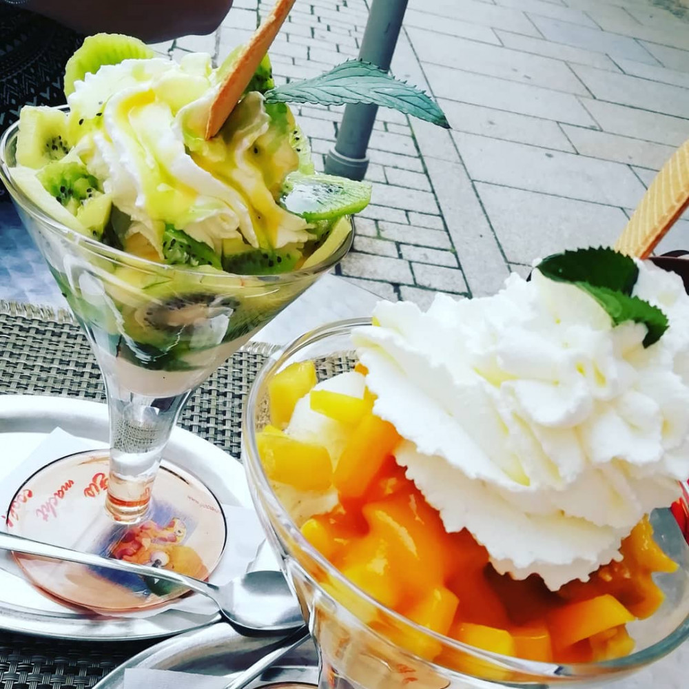 restaurant image