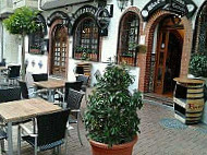 Bar Restaurante Los Faroles inside