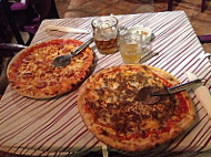 Pizzeria Yamina food