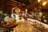 Legends Sport Bar & Grill Playa del Carmen food