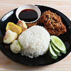 Ayam Geprek Legend (formerly Known As Ayam Geprek@mayang Place) food