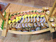 Hikari Sushi Wok inside