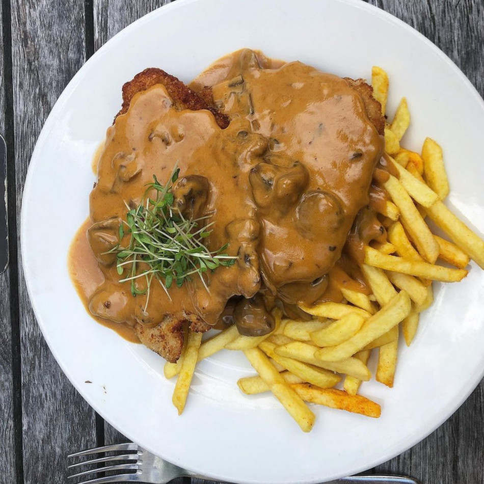 restaurant image