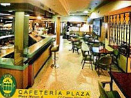 Café Rte. Plaza Mayor inside