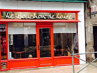 Le Bouchon De Loire inside