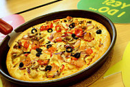 Pizza Hut Alderley food