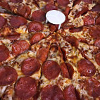 Round Table Pizza food