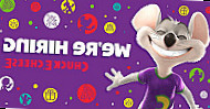 Chuck E. Cheese food