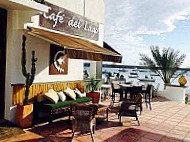 Café Del Lago inside