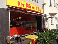 der Bäcker Eifler inside