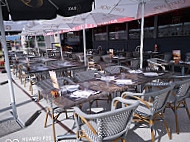La Taverne, Table De Caractère inside