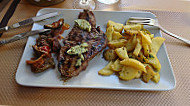 Le Chalet Saint-michel food