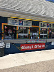 Ginny's Drive-in outside