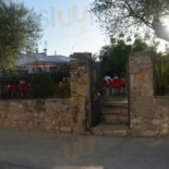 Cuco's Bar-restaurante Exterior