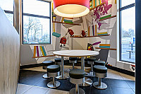 McDonald`s inside