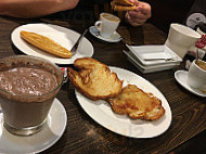 Cafeteria Olimpia food