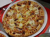 Pizza Plazza food