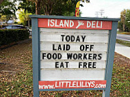 Little Lilly's Island Deli outside