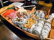 Momo Sushi Mission food