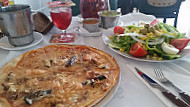 La Gran Paella food