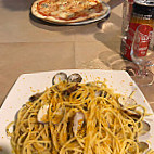 Pizzeria La Piana food